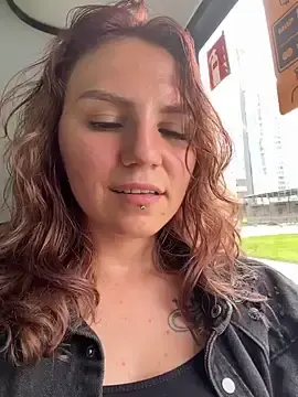 Stripchat Adult Webcam of -stray-cat-