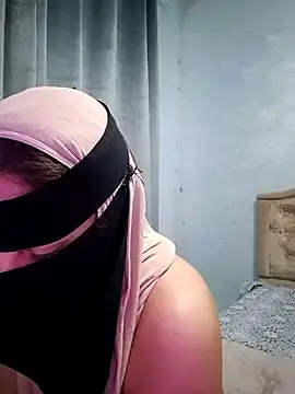 Stripchat Live Sex Cam of _arabica_