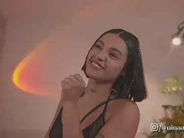 Stripchat Free Live Porn of ninaa_sky