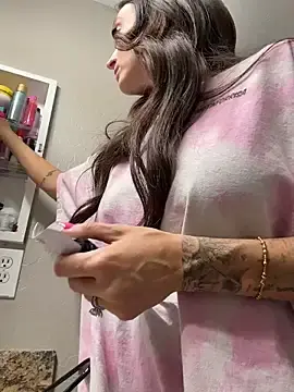 Stripchat Sex Cam of Kate-Paul