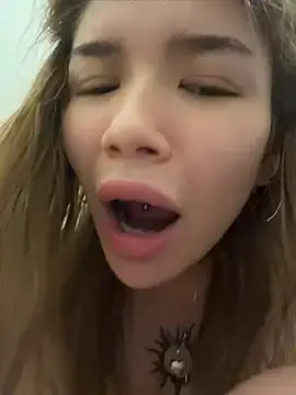 Stripchat Nude Webcam of FlashTitsRoyal