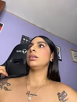 Stripchat Best live sex cam show of charlotte_stevenss_