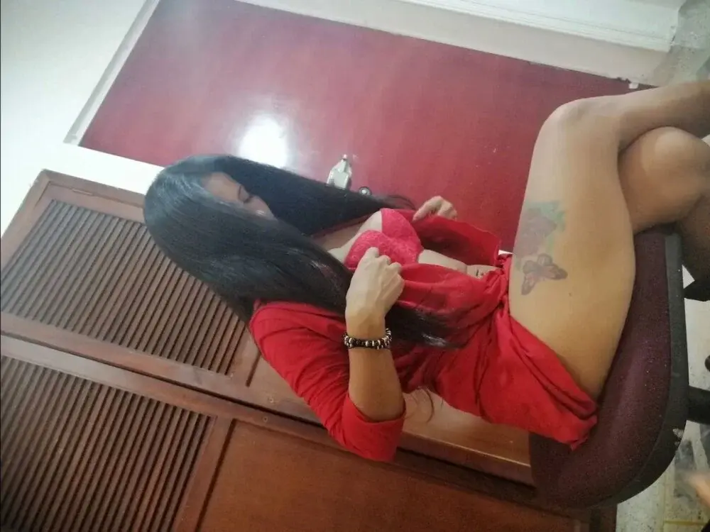 NENITA_HOTT