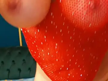 Stripchat Live Sex of ElviraZoi