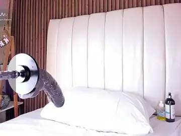 Stripchat Nude Webcam of SandraMilerr