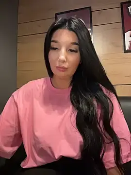 Stripchat Free Live Porn of Tisha_Busty