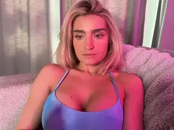 Stripchat Live Sex of meggsworld