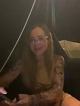 Stripchat Watch Live Sex Cams of Etwas_neugierig