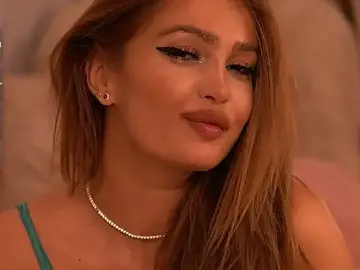 Stripchat Free Live Porn of ZairaLure