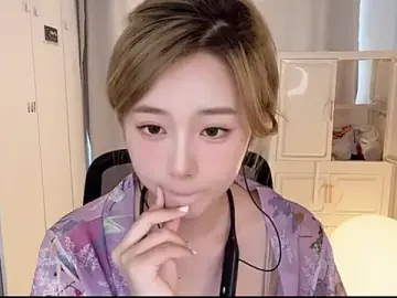 Stripchat Live Sex of yiyi5588