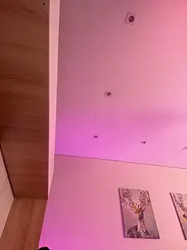 Stripchat Free Porn Cam of HugeBoobsAlice