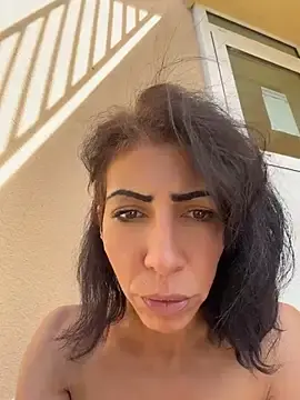 Stripchat Adult Video Chat of Yasmiinee