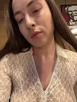 Stripchat Live Porn of Holly_Play