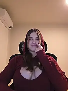 Stripchat Free Porn Cam of MiaRides19
