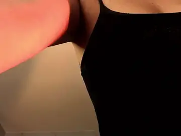 Stripchat Watch Live Sex Cams of artemisa_ch1