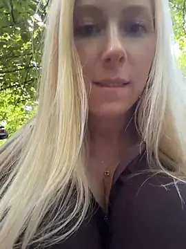 Stripchat Live Sex Cam of TrueSexyCrime