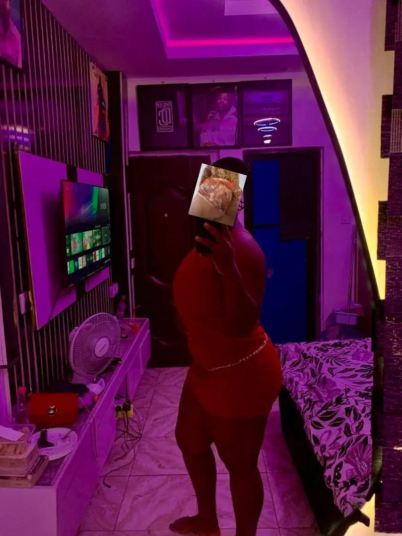 BBW_LESBIAN_FREAK
