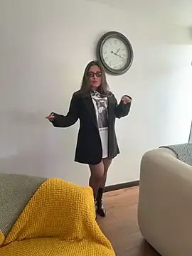 Stripchat Nude Webcam of sukhakunis1