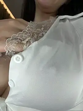 Stripchat Sex Cam of AYW-21