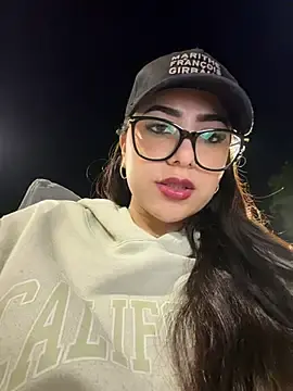 Stripchat Live Sex Cam of Natha_Fantasy