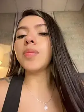 Stripchat Live Sex Cam of LolliePopsXXX