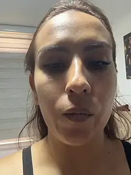 Stripchat Free Porn Cam of Secret_obsession26