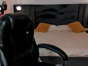 Stripchat Free Porn Cam of SarahRhodes_