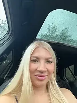 Stripchat Watch Live Sex Cams of NewLale