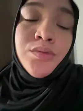 Stripchat Live Porn of sweetmuslim01
