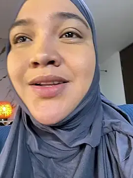 Stripchat Best Webcam of sweetmuslim01