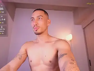 Stripchat Best Webcam of DavidC_