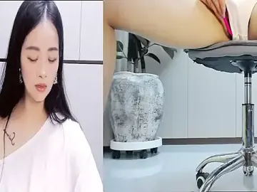 Stripchat Live Sex Cam of Latte-01