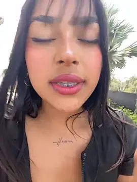 Stripchat Watch Live Sex Cams of Mariangel_11