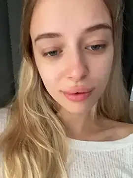 Stripchat Nude Webcam of enjoy_my_beauty
