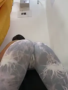 Stripchat Best Webcam of kim_monti