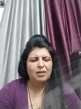 Stripchat Adult Video Chat of Jann_Riya333