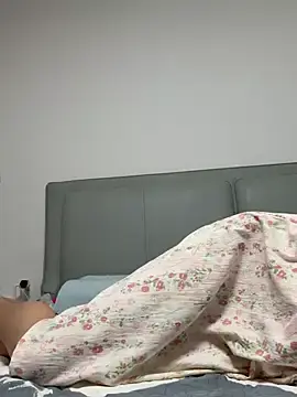 Stripchat Live Sex Cam of Xiao_Mao_meow