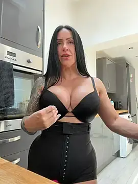 Stripchat Free Porn Cam of goddess-harper