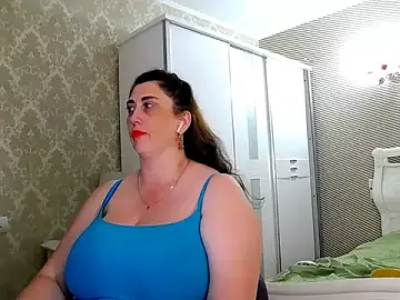 Stripchat Nude Webcam of Evelyn_Shy