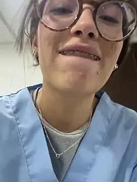 Stripchat Watch Live Sex Cams of Sweet_Milaa1
