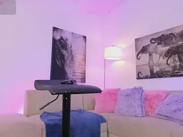 Stripchat Live Sex Cam of alaia7h