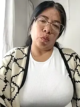 Stripchat Best Webcam of __valentina18