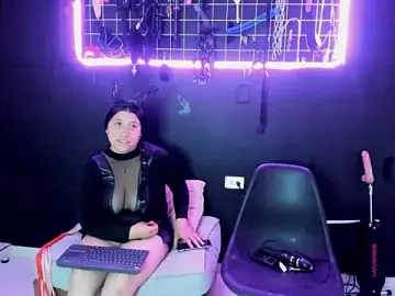 Stripchat Free Live Porn of Mistress_Emma_bdsm