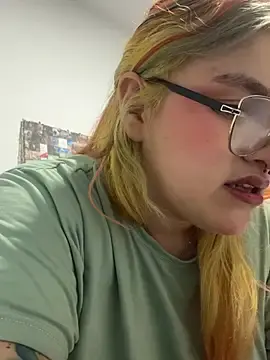 Stripchat Best live sex cam show of Sophia_Weest99