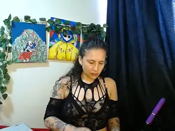Stripchat Adult Webcams of Leyla_Horny_Bg