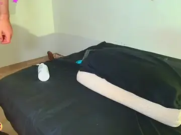 Stripchat Free Porn Cam of JeremmyAndStacy