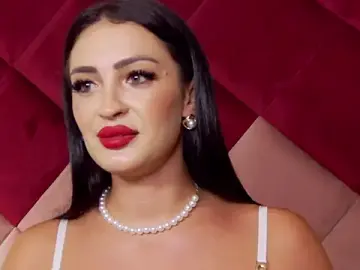 Stripchat Free Porn Cam of VictoriaLanes