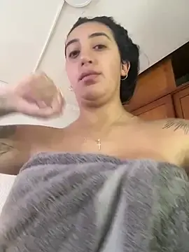 Stripchat Adult Webcam of Hannahoff