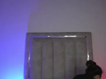 Stripchat Sex Cam of little-Emma
