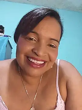 Stripchat Adult Webcams of Stepmom_violet